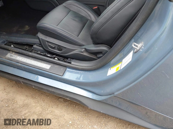 2024 Ford Mustang EcoBoost z VIN 1FA6P8TH1R5108414, wystawiony jako IAAI lot #42216812 z przebiegiem Nie podano mil oraz . Historia ofert i sprzedaży dostępna na DreamBid. Obrazek 6.