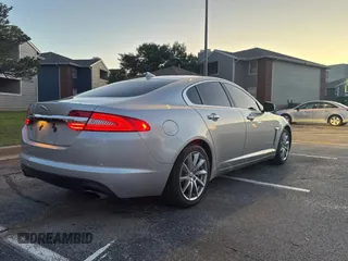 2015 Jaguar XF T Premium with VIN SAJWA0FS9FPU77950, listed as a Copart auction lot 55866875 with 93,149 mi miles and Clean Title. Bid and sale history available at DreamBid. Image 4.