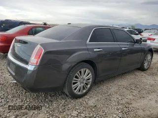 2014 Chrysler 300 C z VIN 2C3CCAKG1EH376864, wystawiony jako Copart lot #54487485 z przebiegiem 175 176 mil mil oraz Czysty tytuł • Clean title. Historia ofert i sprzedaży dostępna na DreamBid. Obrazek 3.