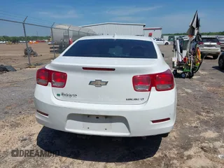 2016 Chevrolet Malibu LT with VIN 1G11C5SAXGU143550, listed as a IAAI auction lot 42005961 with 316,391 mi miles and . Bid and sale history available at DreamBid. Image 16.