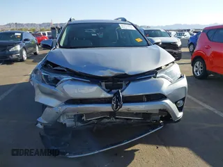 2017 Toyota RAV4 XLE with VIN 2T3WFREV2HW405480, listed as a IAAI auction lot 41764833 with 41,785 mi miles and . Bid and sale history available at DreamBid. Image 6.