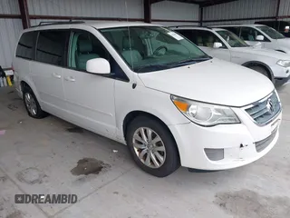 2012 Volkswagen Routan SE z VIN 2C4RVABG8CR152112, wystawiony jako IAAI lot #41842809 z przebiegiem 192 340 mil mil oraz . Historia ofert i sprzedaży dostępna na DreamBid. Obrazek 1.