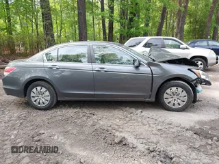 2010 Honda Accord LX с VIN 1HGCP2F39AA105073, выставлен на аукционе IAAI как лот 42123519 с пробегом 114 230 миль миль и . История ставок и продаж доступна на DreamBid. Изображение 14.