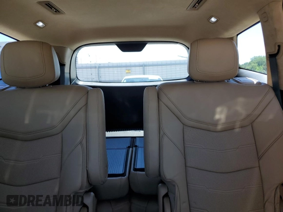 2023 Cadillac XT6 AWD Premium Luxury z VIN 1GYKPFRS2PZ162059, wystawiony jako Copart lot #63882963 z przebiegiem 6 567 mil mil oraz . Historia ofert i sprzedaży dostępna na DreamBid. Obrazek 10.