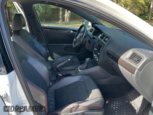 2014 Volkswagen Jetta GLI Edition 30 with VIN 3VW4S7AJ9EM307972, listed as a Copart auction lot 85949964 with 91,661 mi miles and Clean title. Bid and sale history available at DreamBid. Image 5.