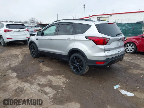 2019 Ford Escape SE with VIN 1FMCU9GD7KUB29309, listed as a IAAI auction lot 41876535 with 90,688 mi miles. Bid and sale history available at carsss.com. Image 3.