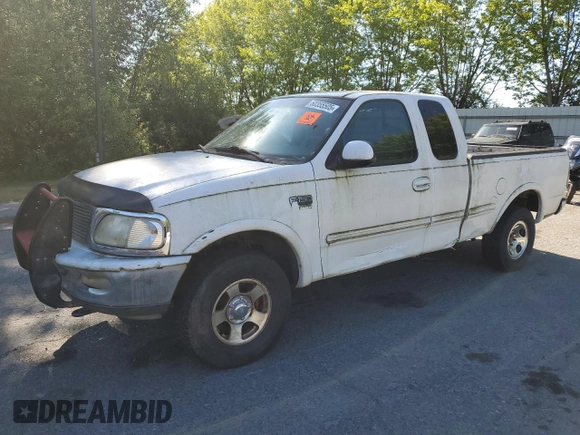 1998 Ford F-150 z VIN 1FTZX18W2WNC09396, wystawiony jako Copart lot #60355505 z przebiegiem 221 565 mil mil oraz Czysty tytuł • Clean title. Historia ofert i sprzedaży dostępna na DreamBid. Obrazek 1.