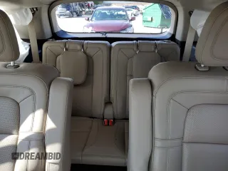 2023 Lincoln Aviator Reserve z VIN 5LM5J7XC9PGL09911, wystawiony jako Copart lot #53422075 z przebiegiem 29 377 mil mil oraz Szkoda całkowita • Salvage title. Historia ofert i sprzedaży dostępna na DreamBid. Obrazek 10.