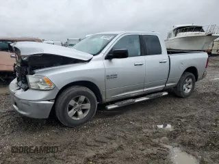 2018 Ram 1500 SLT z VIN 1C6RR6GG9JS317288, wystawiony jako Copart lot #50593095 z przebiegiem 128 698 mil mil oraz Szkody całkowita. Historia ofert i sprzedaży dostępna na DreamBid. Obrazek 1.