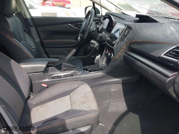 2019 Subaru Crosstrek Limited with VIN JF2GTANCXKH305493, listed as a IAAI auction lot 41979434 with 113,227 mi miles. Bid and sale history available at carsss.com. Image 5.