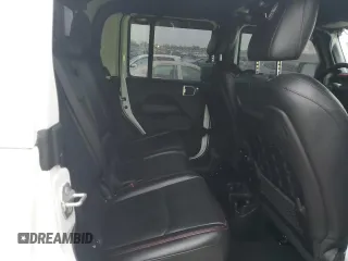 2022 Jeep Gladiator Rubicon with VIN 1C6JJTBG5NL152818, listed as a Copart auction lot 80095554 with 9,579 mi miles and Salvage title. Bid and sale history available at DreamBid. Image 10.
