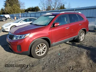 2015 Kia Sorento LX with VIN 5XYKTDA71FG555044, listed as a Copart auction lot 45958655 with 164,196 mi miles and Clean Title. Bid and sale history available at carsss.com. Image 1.