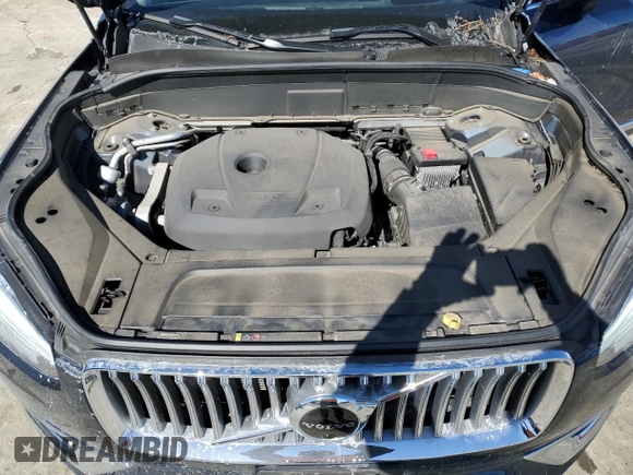 2021 Volvo XC90 Inscription with VIN YV4A22PLXM1697040, listed as a Copart auction lot 45976255 with 52,039 mi miles and Salvage title. Bid and sale history available at DreamBid. Image 12.