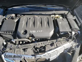 2013 Cadillac XTS Platinum z VIN 2G61V5S3XD9100843, wystawiony jako Copart lot #42943555 z przebiegiem 122 153 mil mil oraz Szkody całkowita. Historia ofert i sprzedaży dostępna na DreamBid. Obrazek 11.