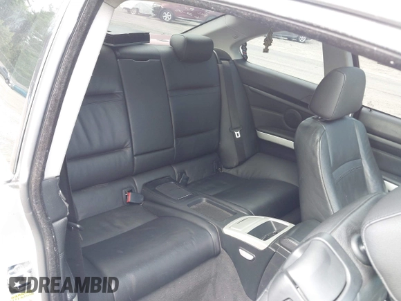 2007 BMW 3 Series 328xi with VIN WBAWC33587PC86076, listed as a IAAI auction lot 42695543 with 158,141 mi miles and . Bid and sale history available at DreamBid. Image 8.