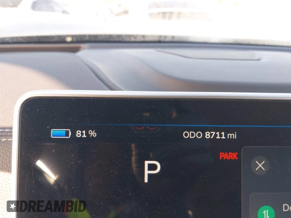 2023 VinFast VF 8 Eco с VIN RLLV1AEB9PH003158, выставлен на аукционе IAAI как лот 41615030 с пробегом 8 711 миль миль и . История ставок и продаж доступна на DreamBid. Изображение 17.