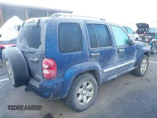 2005 Jeep Liberty Limited with VIN 1J4GK58K45W510135, listed as a IAAI auction lot 41000509 with 146,812 mi miles and . Bid and sale history available at carsss.com. Image 4.