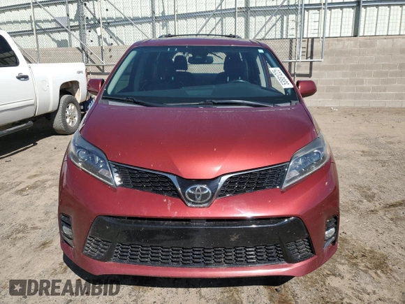 2019 Toyota Sienna SE с VIN 5TDEZ3DC6KS219708, выставлен на аукционе Copart как лот 53881225 с пробегом 116 807 миль миль и Списание • Salvage title. История ставок и продаж доступна на DreamBid. Изображение 5.