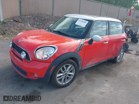 2012 MINI Countryman S with VIN WMWZC5C54CWM13041, listed as a IAAI auction lot 42244303 with 139,733 mi miles and . Bid and sale history available at DreamBid. Image 17.