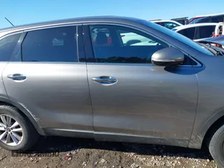 2019 Kia Sorento L with VIN 5XYPG4A34KG533606, listed as a IAAI auction lot 41358658 with 66,232 mi miles. Bid and sale history available at carsss.com. Image 13.