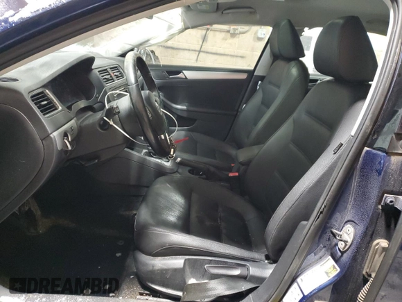 2011 Volkswagen Jetta TDI с VIN 3VWLL7AJ6BM110522, выставлен на аукционе Copart как лот 45751225 с пробегом 180 310 миль миль и Списание • Salvage title. История ставок и продаж доступна на DreamBid. Изображение 7.