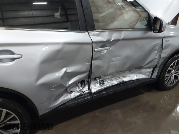 2017 Mitsubishi Outlander GT with VIN JA4JZ4AX7HZ045970, listed as a IAAI auction lot 41985711 with 167,963 mi miles and . Bid and sale history available at DreamBid. Image 6.