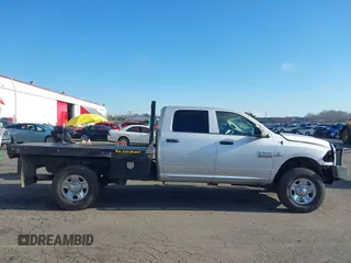 2016 Ram 2500 Tradesman with VIN 3C6UR5HL0GG341625, listed as a IAAI auction lot 41331717 with 63,279 mi miles and . Bid and sale history available at DreamBid. Image 14.