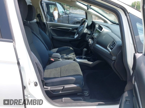2016 Honda Fit LX с VIN JHMGK5H58GX018347, выставлен на аукционе IAAI как лот 42469807 с пробегом 110 902 миль миль и . История ставок и продаж доступна на DreamBid. Изображение 5.