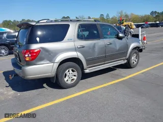 2004 Toyota Sequoia SR5 with VIN 5TDZT34A84S216376, listed as a IAAI auction lot 41884418 with 284,930 mi miles. Bid and sale history available at carsss.com. Image 4.