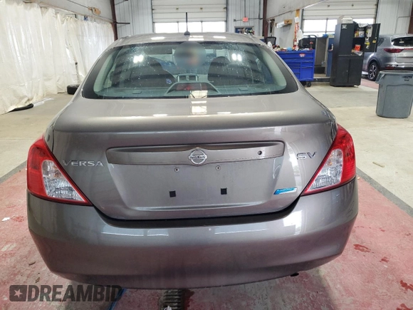 2012 Nissan Versa SV z VIN 3N1CN7AP9CL844342, wystawiony jako Copart lot #58189945 z przebiegiem 71 537 mil mil oraz Szkoda całkowita • Salvage title. Historia ofert i sprzedaży dostępna na DreamBid. Obrazek 6.