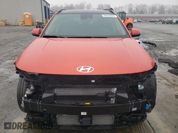 2024 Hyundai Kona Limited with VIN KM8HE3A34RU049881, listed as a Copart auction lot 84243934 with 4,929 mi miles and Clean Title. Bid and sale history available at DreamBid. Image 5.
