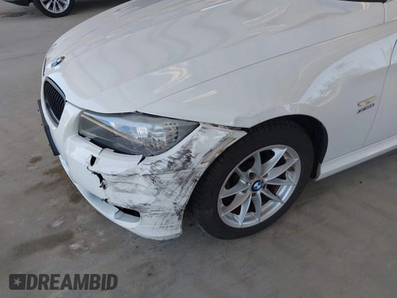 2010 BMW 3 Series 328i xDrive with VIN WBAPK5C58AA649146, listed as a IAAI auction lot 42408311 with 90,944 mi miles and . Bid and sale history available at DreamBid. Image 6.