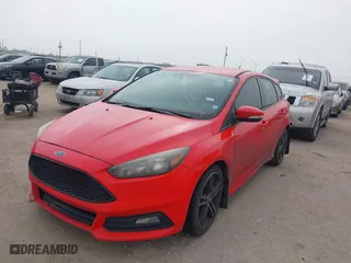2015 Ford Focus ST with VIN 1FADP3L9XFL356641, listed as a IAAI auction lot 41928846 with 92,110 mi miles. Bid and sale history available at carsss.com. Image 17.