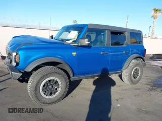 2022 Ford Bronco z VIN 1FMEE5DPXNLB37346, wystawiony jako IAAI lot #41346731 z przebiegiem 20 709 mil mil oraz . Historia ofert i sprzedaży dostępna na DreamBid. Obrazek 15.