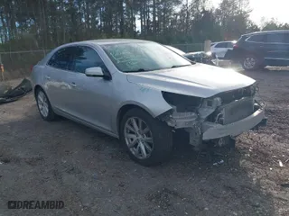 2013 Chevrolet Malibu LT with VIN 1G11E5SA5DF170326, listed as a IAAI auction lot 41689943 with 137,206 mi miles. Bid and sale history available at carsss.com. Image 1.