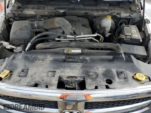 2015 Ram 1500 Express z VIN 1C6RR7FT1FS587420, wystawiony jako Copart lot #55460875 z przebiegiem 241 481 mil mil oraz Szkoda całkowita • Salvage title. Historia ofert i sprzedaży dostępna na DreamBid. Obrazek 11.
