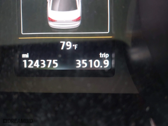 2017 Volkswagen Passat 1.8T SE w/Technology with VIN 1VWGT7A3XHC025096, listed as a IAAI auction lot 41891297 with 124,375 mi miles. Bid and sale history available at carsss.com. Image 15.