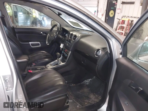 2014 Chevrolet Captiva Sport LTZ with VIN 3GNAL4EKXES520694, listed as a IAAI auction lot 41752533 with 94,628 mi miles. Bid and sale history available at carsss.com. Image 5.