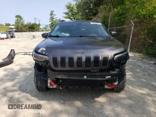 2019 Jeep Cherokee Trailhawk Elite с VIN 1C4PJMBN5KD123705, выставлен на аукционе Copart как лот 58827215 с пробегом 56 913 миль миль и Списание • Salvage title. История ставок и продаж доступна на DreamBid. Изображение 5.