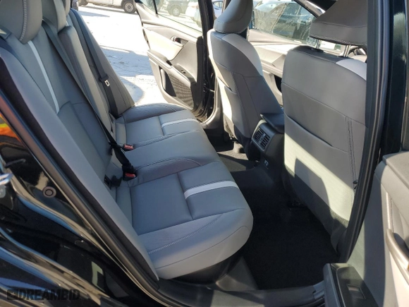 2025 Toyota Camry LE with VIN 4T1DAACK7SU524495, listed as a Copart auction lot 47325965 with 8,818 mi miles and Salvage Title. Bid and sale history available at carsss.com. Image 10.