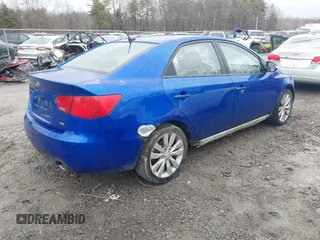 2010 Kia Forte SX with VIN KNAFW4A38A5142042, listed as a IAAI auction lot 41711307 with 162,765 mi miles. Bid and sale history available at carsss.com. Image 4.
