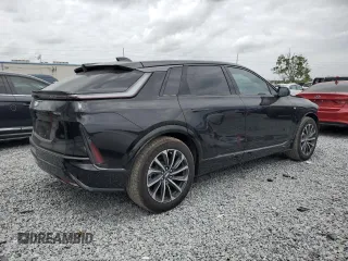 2024 Cadillac LYRIQ Sport z VIN 1GYKPTRK4RZ108926, wystawiony jako Copart lot #52029685 z przebiegiem 10 284 mil mil oraz Szkoda całkowita • Salvage title. Historia ofert i sprzedaży dostępna na DreamBid. Obrazek 3.
