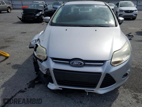 2014 Ford Focus SE with VIN 1FADP3F27EL126018, listed as a Copart auction lot 54411335 with 172,908 mi miles and Salvage Title. Bid and sale history available at carsss.com. Image 5.