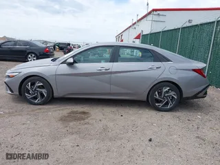 2025 Hyundai Elantra SEL Convenience with VIN KMHLS4DG9SU913286, listed as a IAAI auction lot 42014518 with 2,755 mi miles. Bid and sale history available at carsss.com. Image 14.