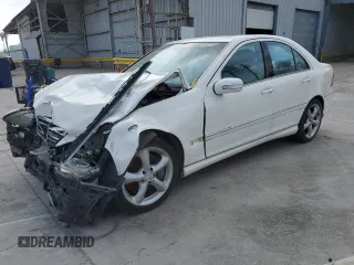 2006 Mercedes-Benz C 230 Sport с VIN WDBRF52H76A873641, выставлен на аукционе Copart как лот 46688054 с пробегом 123 877 миль миль и Списание • Salvage title. История ставок и продаж доступна на DreamBid. Изображение 1.