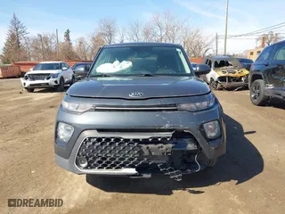 2021 Kia Soul EX with VIN KNDJ33AU7M7783748, listed as a IAAI auction lot 41843477 with 61,534 mi miles. Bid and sale history available at carsss.com. Image 12.