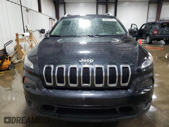 2015 Jeep Cherokee Latitude z VIN 1C4PJMCS8FW578532, wystawiony jako Copart lot #56816125 z przebiegiem 108 423 mil mil oraz Szkoda całkowita • Salvage title. Historia ofert i sprzedaży dostępna na DreamBid. Obrazek 5.