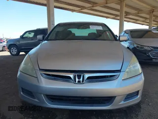 2006 Honda Accord LX z VIN 1HGCM66356A065744, wystawiony jako IAAI lot #42697155 z przebiegiem 153 598 mil mil oraz . Historia ofert i sprzedaży dostępna na DreamBid. Obrazek 6.