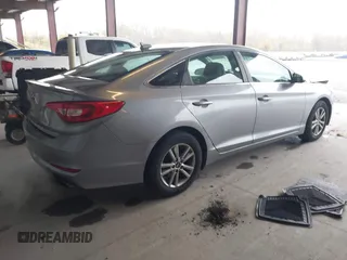 2016 Hyundai Sonata SE with VIN 5NPE24AF0GH375684, listed as a IAAI auction lot 42008639 with 172,199 mi miles and . Bid and sale history available at carsss.com. Image 4.