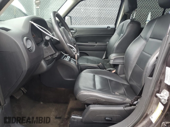 2016 Jeep Patriot Latitude with VIN 1C4NJRFB2GD532286, listed as a Copart auction lot 62236825 with 127,413 mi miles and Clean title. Bid and sale history available at DreamBid. Image 7.